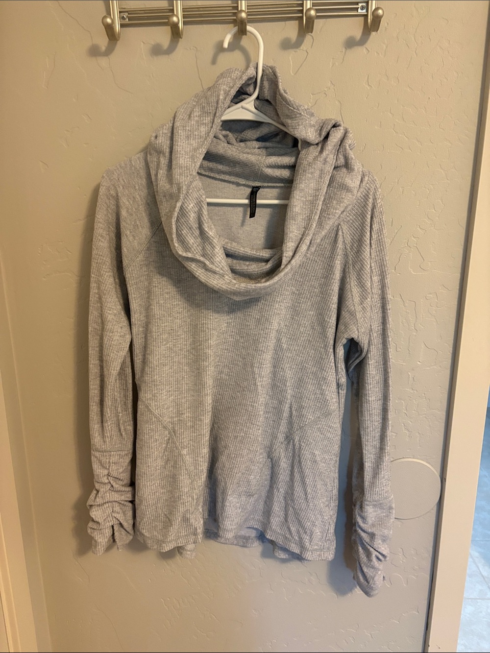 Kavu Light Gray Ribbed Cowl Neck Pullover